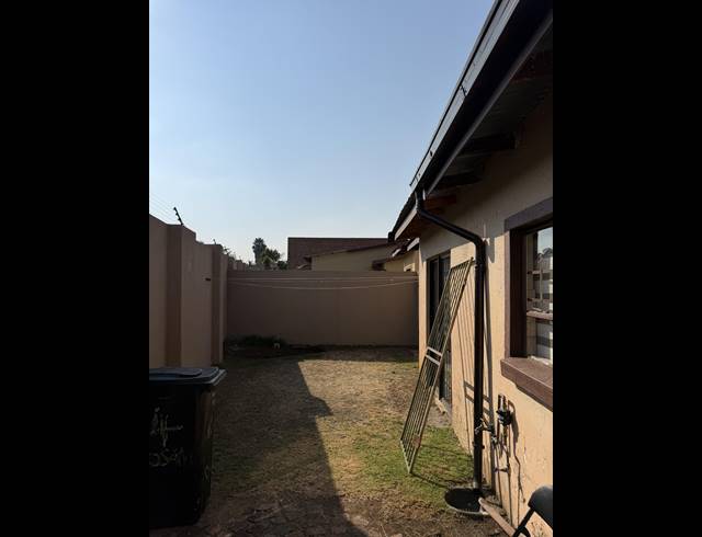 4 BEDROOM CLUSTER FOR SALE IN LIEFDE EN VREDE